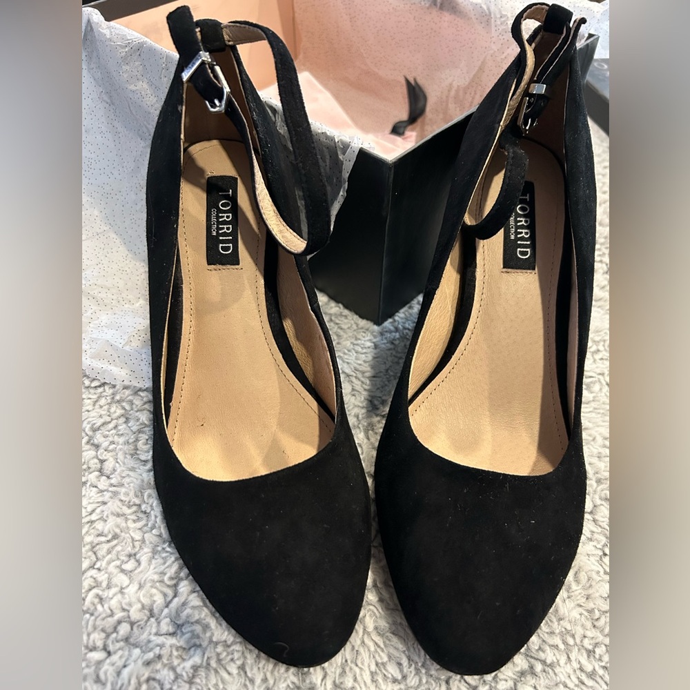 Torrid Black velvet heels
